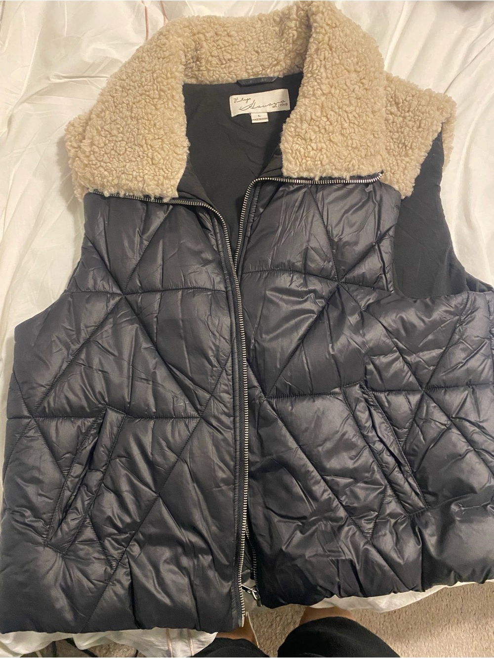 Vintage Havana Black Quilted Puffer Vest with Cream Sherpa Collar